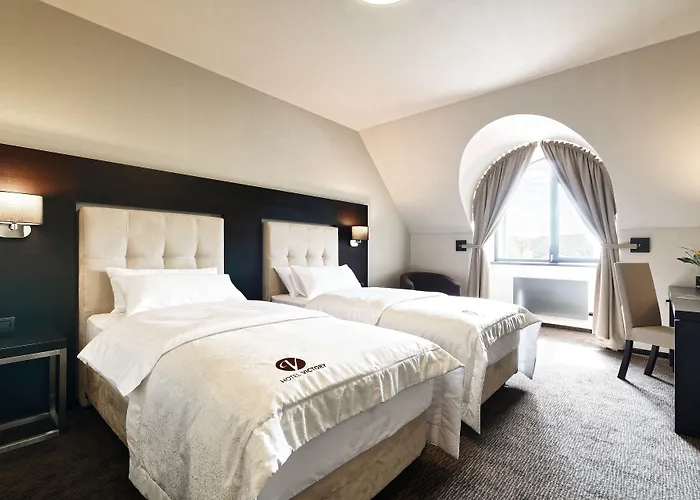 Hotel Victory